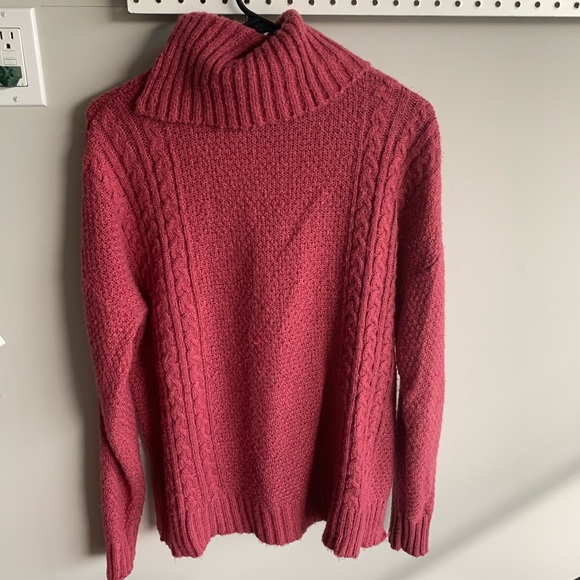 Split Turtleneck Sweater - Picture 3 of 4